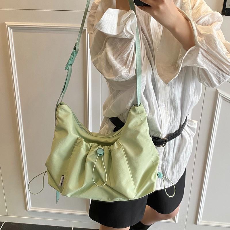 2025 Pure Color Nylon Fabric Women's Bag New Lightweight Cross-border Casual Large-capacity One-shoulder Cross-body