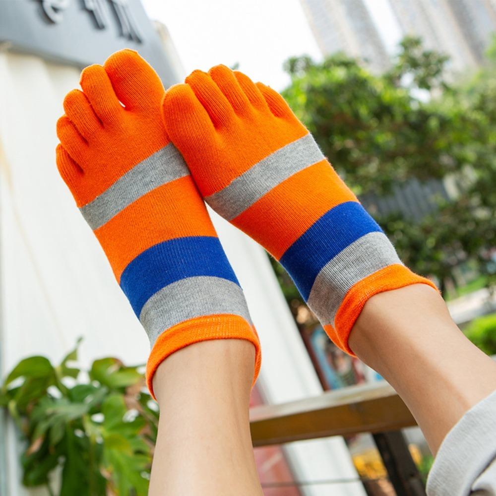

Hiking Five Finger Socks EU39-44 Men s Socks New Running Toe Socks помаранчевий