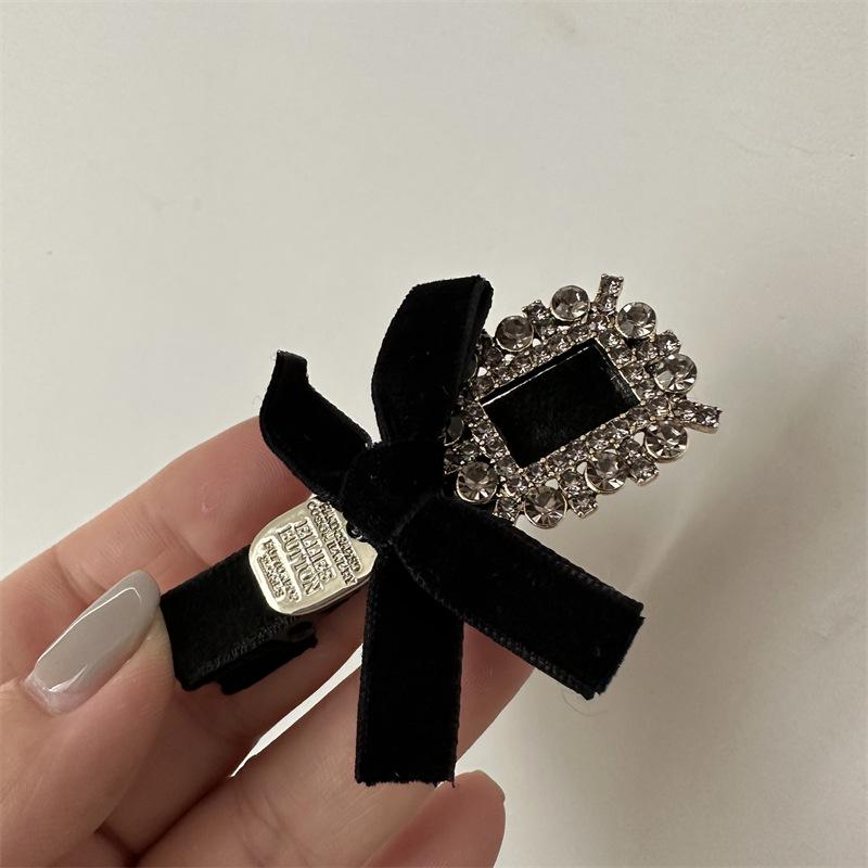 Retro Style Rhinestone Side Hairpin Women's High Level Hairpin Forehead Headwear Autumn and Winter Side Duck Mouth Clip Bb Clip