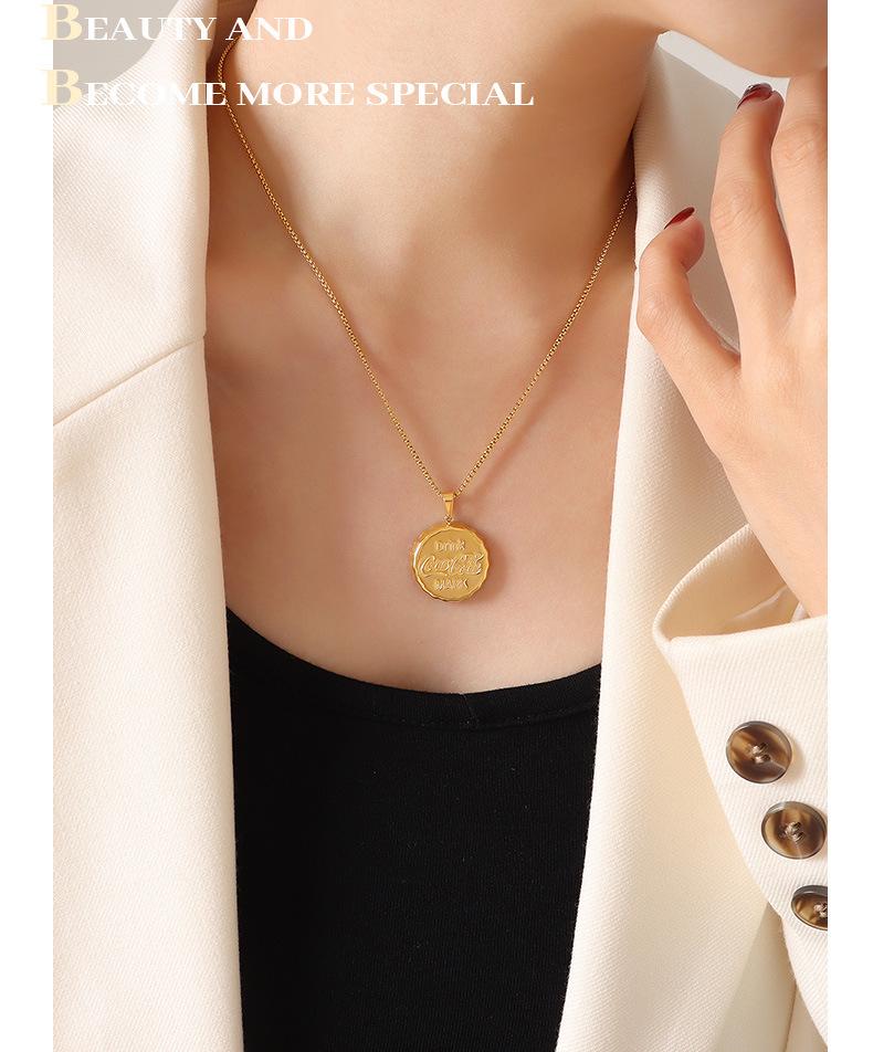 Gold-Plated Clavicle Chain Necklace with European Letter Bottle Cap Pendant