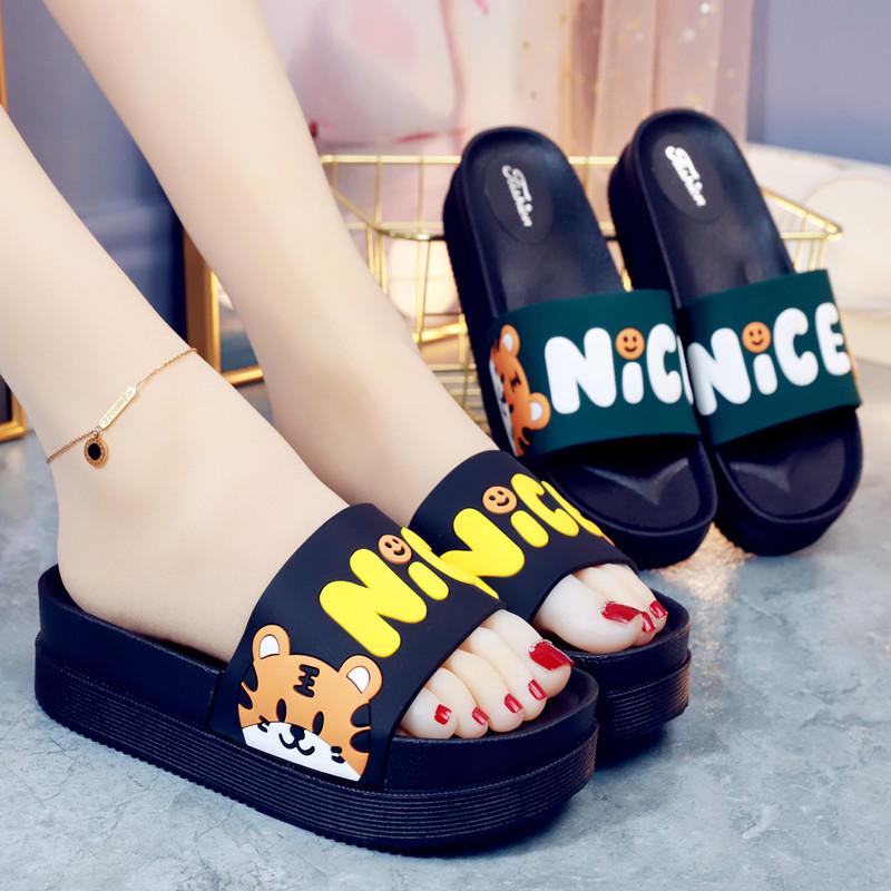Thick Platform Women Slippers Summer Beach Soft Sole Slide Sandals Cartoon Bear Men Indoor Bathroom Shoes Anti-Slip Flip Flops