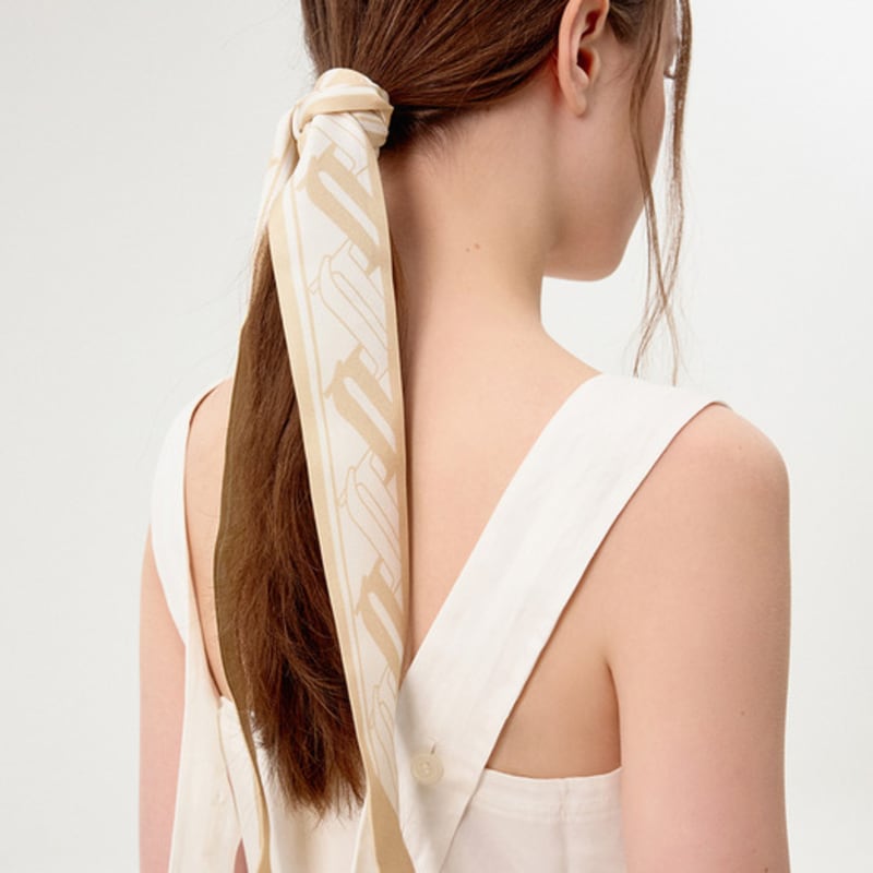 

J.ESTINA JOELLE Silk Scarf BE (JEACED5BS720BE330) single type