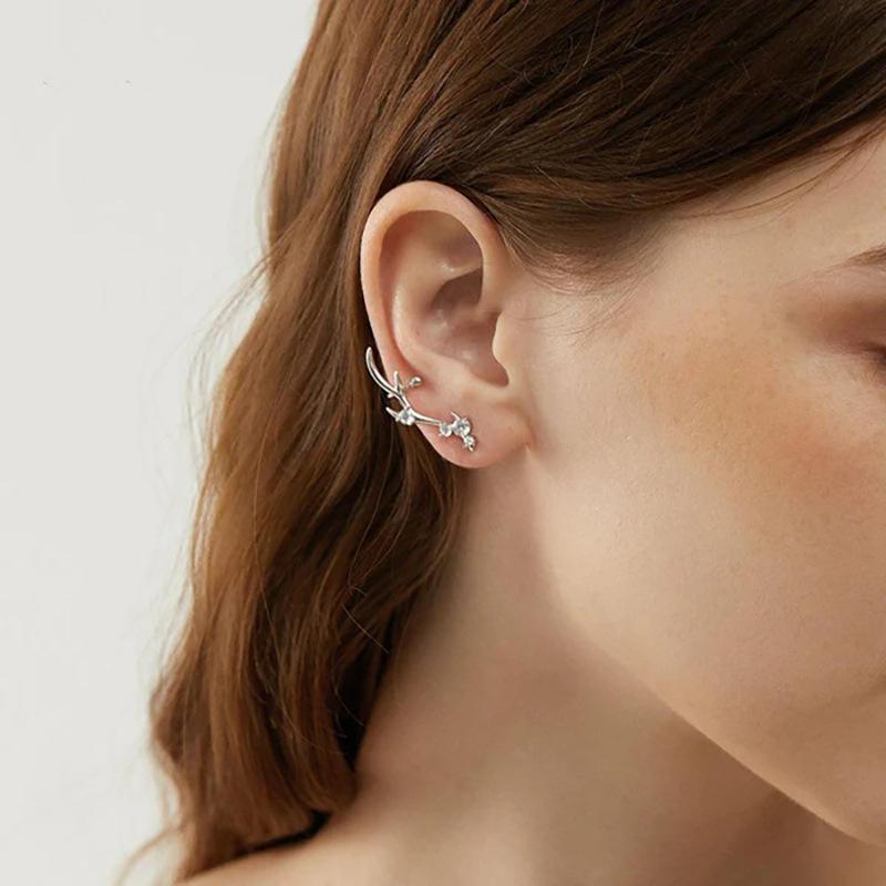 Female Fashion Personalized Antlers Earrings