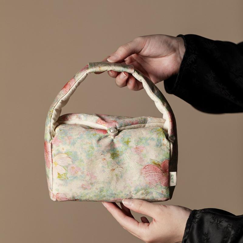 Handbemaltes florales Porzellan Gaiwan-Set mit 2 Tassen Tragbares Reise-Teegeschirr Chinesisches Gongfu-Tee-Geschirr Geschenkbox