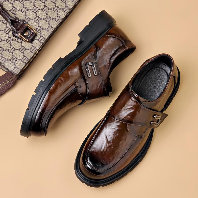 Lederschuhe Herren 2025 Frühling Casual erste Schicht Rindsleder weiche Oberfläche Herren Hochzeit Bräutigamschuhe Trend 2025