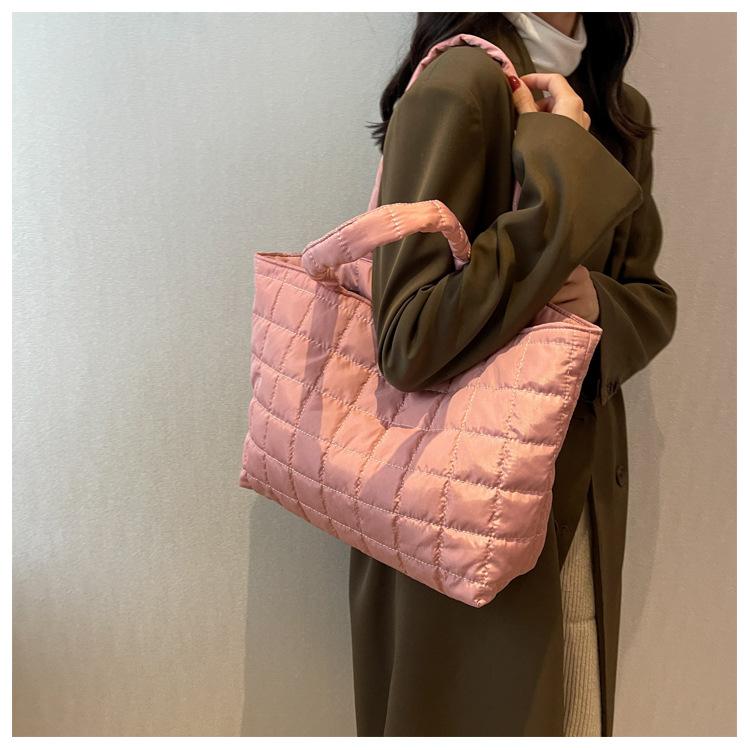 Damen Polyester Große Kapazität Schultertasche Koreanischer Stil Lässig Crossbody Tragetasche Mode Pendler Handtasche