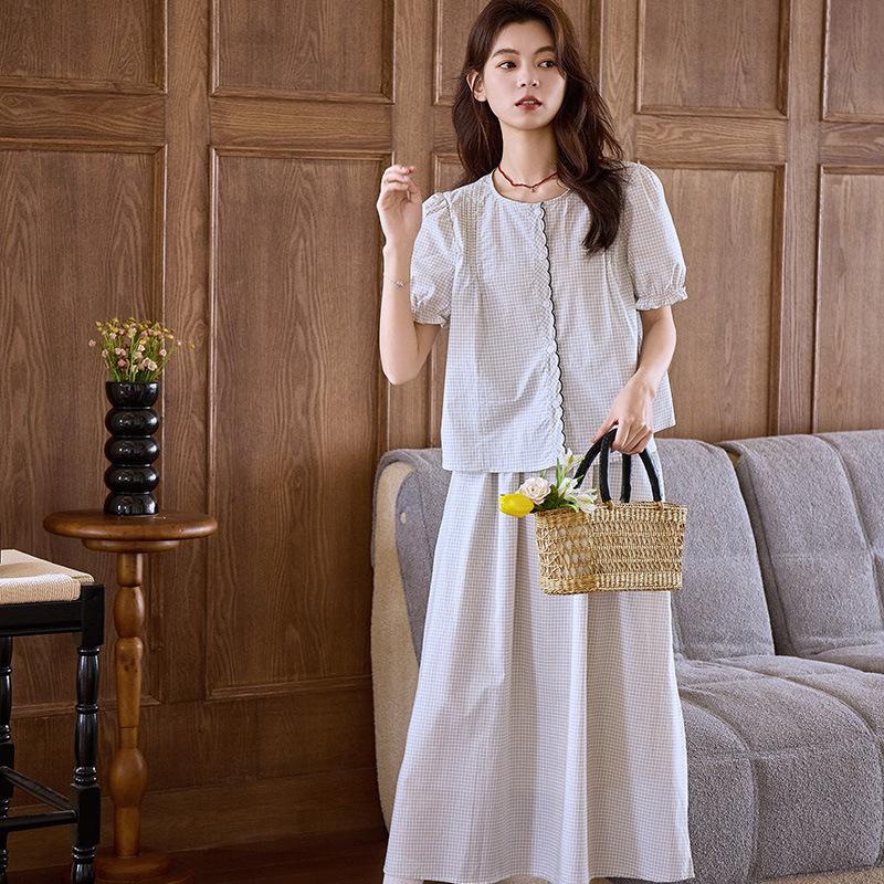 Summer Literary and Artistic Small Clear Plaid Short-sleeved Shirt Women + Medium and Long Skirt Two-piece Set