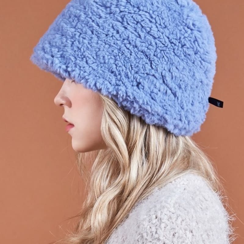 

VARZAR Fur Long Label Boucle Drop Bucket Hat Blue FREE