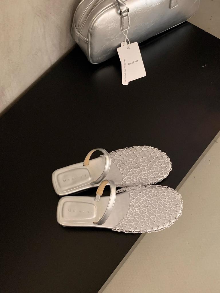 French evening shoes with inner height increase soft leather grandma shoes women's versatile commuter wedge heel white single shoes Mary Jane