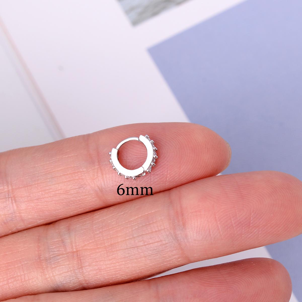 

1 шт. Изысканные серьги-кольца с кристаллами и цирконами в форме крошечных кругов для женщин, радужная серьга-гвоздик для хряща и козелка, пирсинг для тела