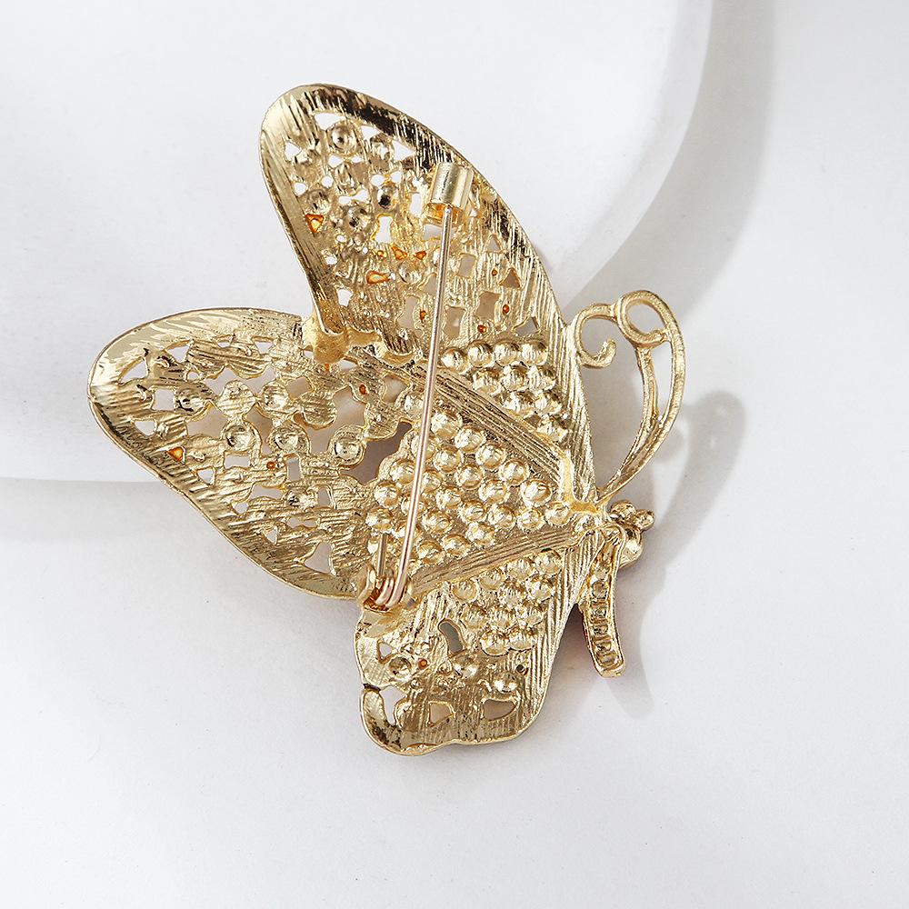 Luxury Colored Diamond Butterfly Brooch Creative Universal Design Women's Temperament Corsage Versatile Daily Clothing Pin Accessories