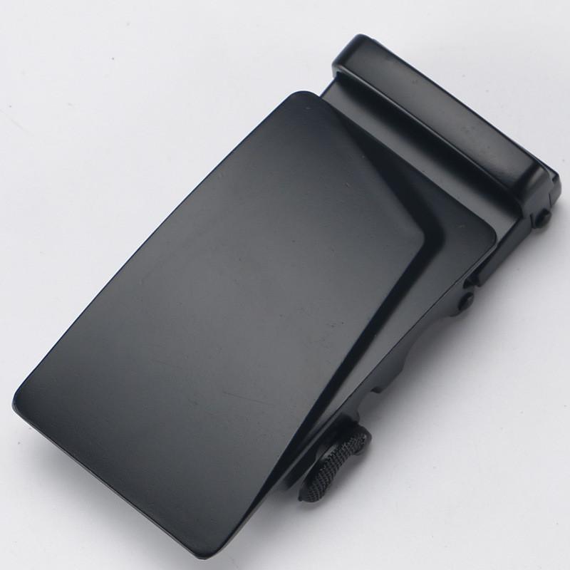 

Стильный мужской ремень 35 см с автоматической пряжкой из сплава и элегантной металлической отделкой Heart 235