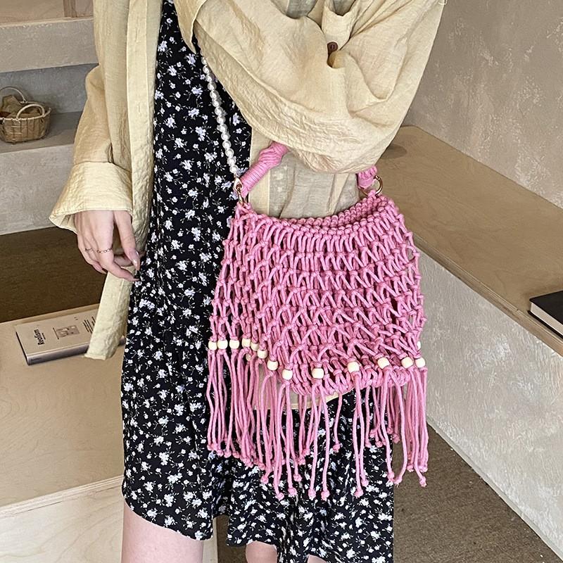 Retro Woven Bucket Bag Bohemian Style Tassel Crossbody Bag Beaded Design Women Niche Pearl Chain Shoulder Bag Beach Vacation Bag