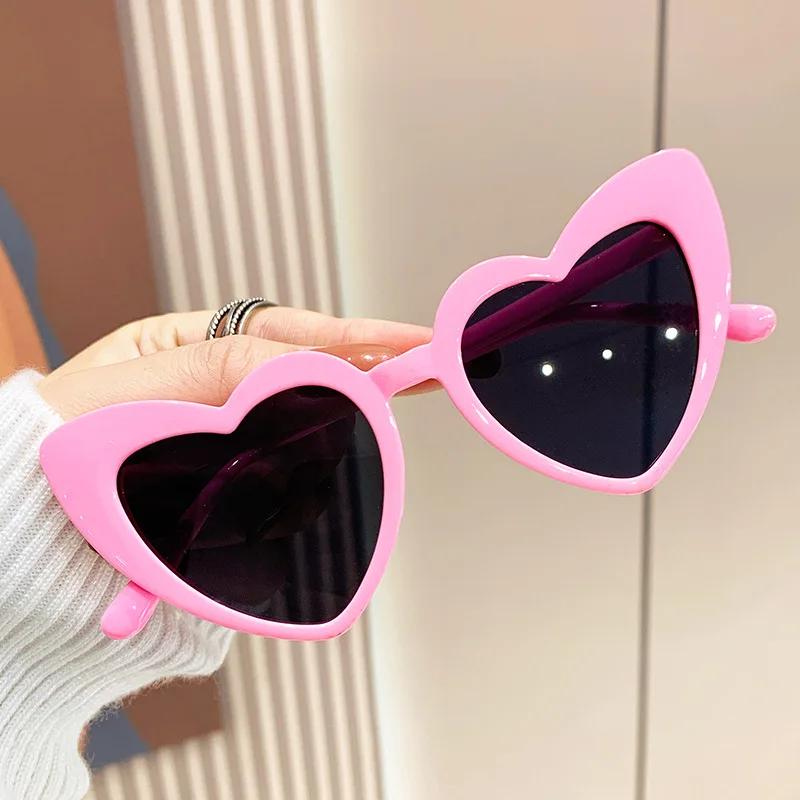 New Children Heart Shape Sunglasses UV400 Protection Large Frame Cute Girl Fashion Designer Sun Glasses Outdoor Baby Eyewear