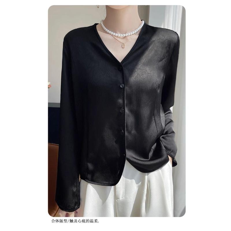 

Women s Beige V-neck Knit Top Half Sleeve Asymmetric Side Slit Casual Loose Fit Blouse L чорний