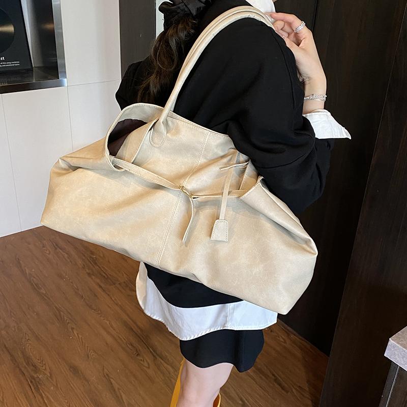 Hot Trendy Solid Color Fashi PU Large Capacity Shoulder Bags for Women 2026 Stylish Design Super Cool Casual Tote Bag