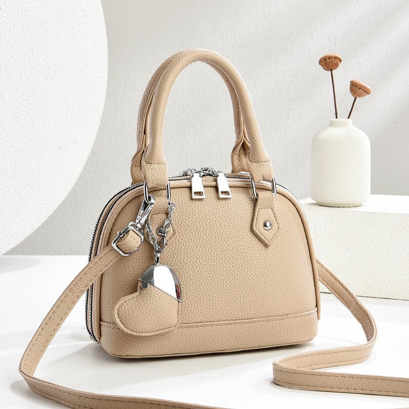 This Year's Popular 2025 New Bags, Messenger Bags, Women's Versatile Fashion Single Shoulder Explosion, Portable Shell Bags, Women's Bags Tide