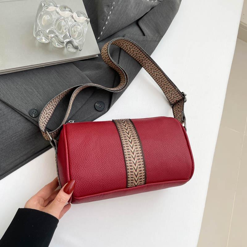 Fashion large-capacity women's bags, new retro casual bags, trendy shoulder oblique span bags, contrasting pillow bags