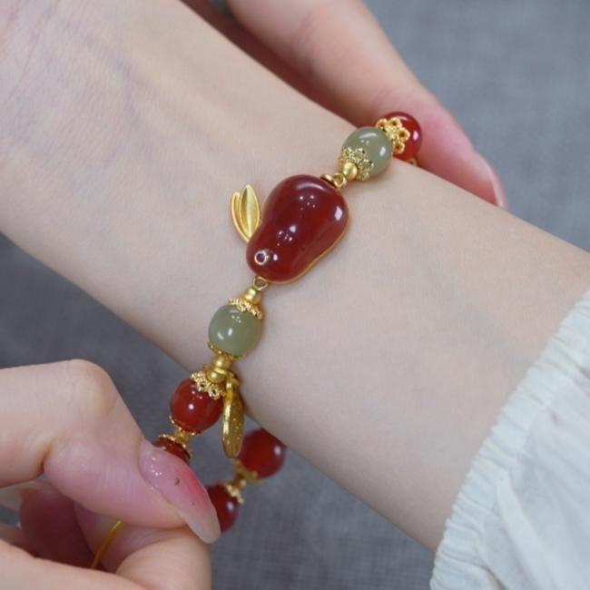 Red festive good thing peanut imitation jade peanut bracelet girl isn't niche design new jewelry