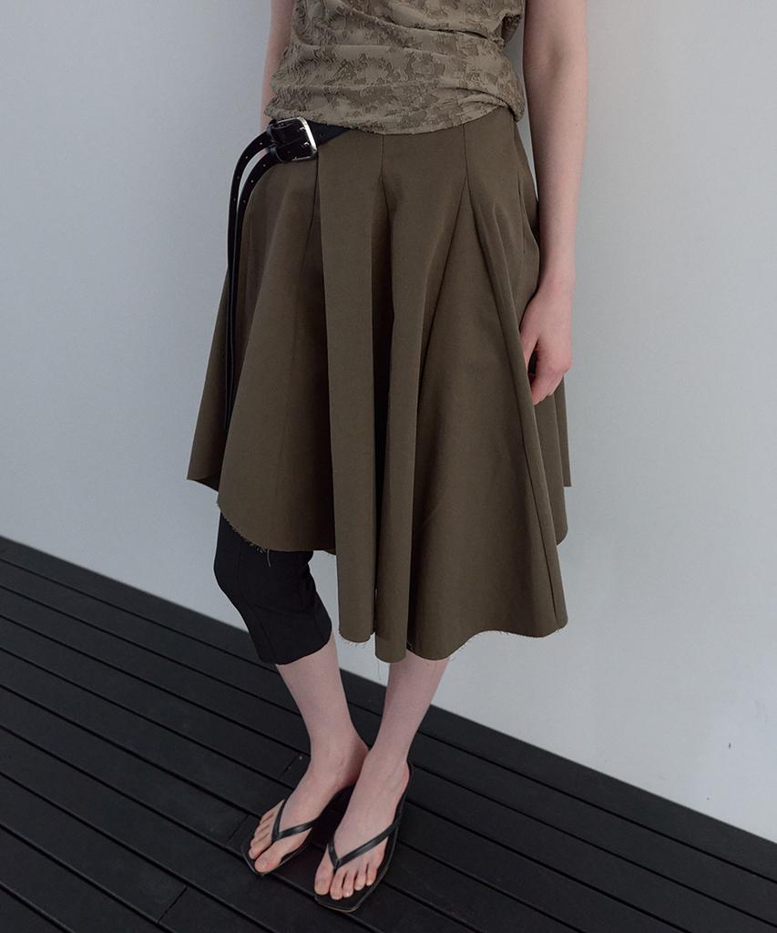 Unessin Asymmetric Cutting Midi Skirt_Khaki