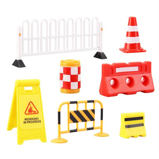 Mini Roadblock Set Miniature Highway Scene Accessories Miniature Barricades for Miniature House Decoration Role Play Education