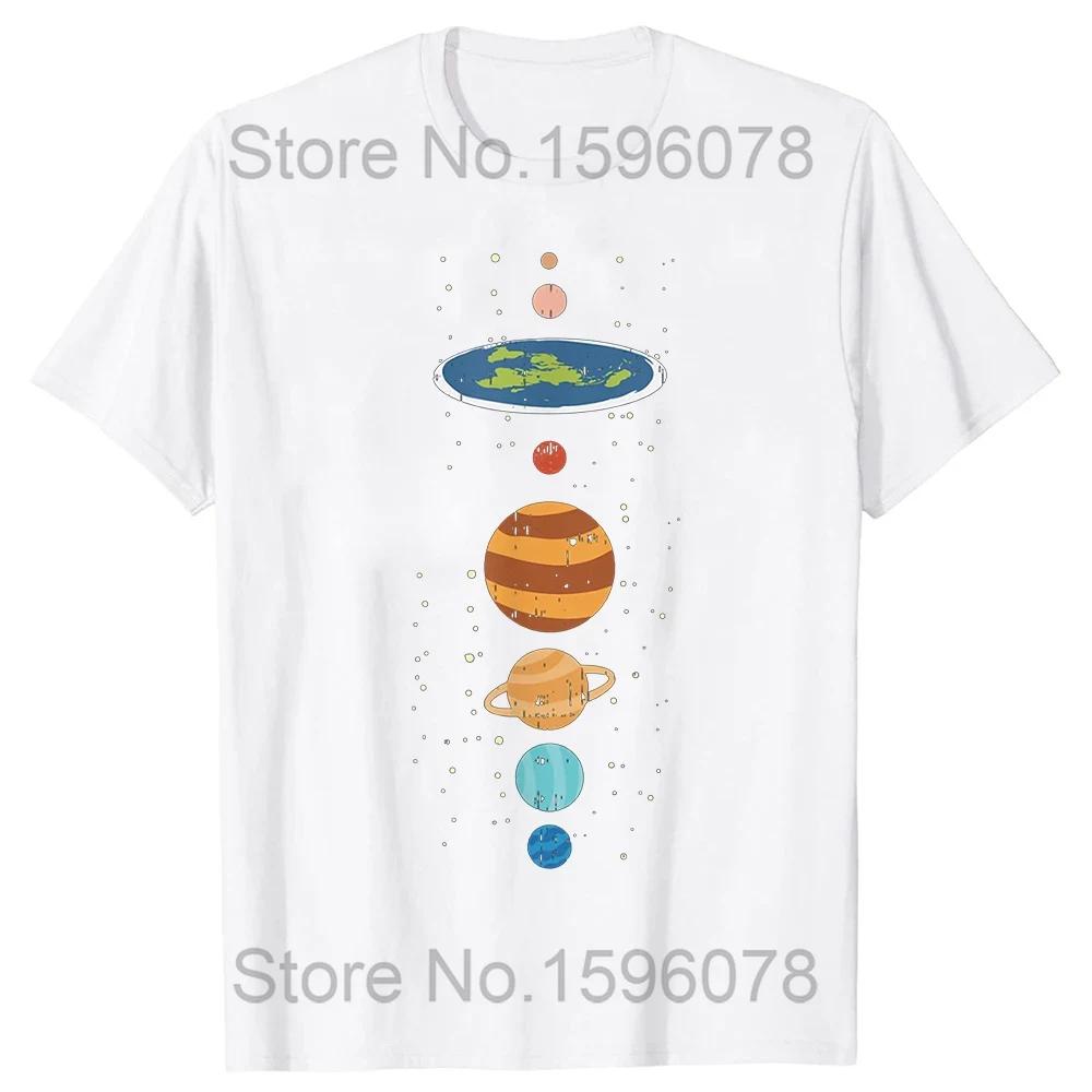 Funny Flat Earth Astronaut T Shirts Cotton Streetwear Short Sleeve Birthday Gifts Summer Style Fashion T-shirt Mens Clothing