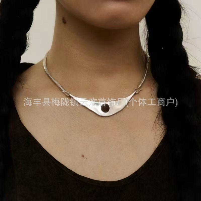 Винтажное этническое колье-чокер statement: Высококлассный, Уникальный Дизайн для Модного и Выделяющегося Образа