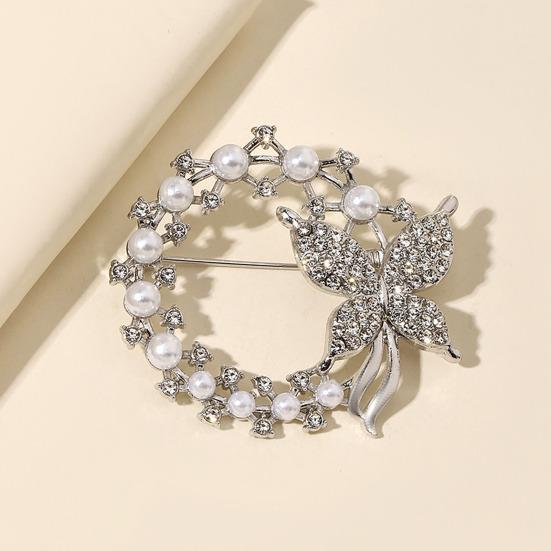 Anti-Exposure Brooch Round Women Shape Brooch with Rhinestones Imitation Pearls Suits Coats Sweaters Pin Commuting Dating