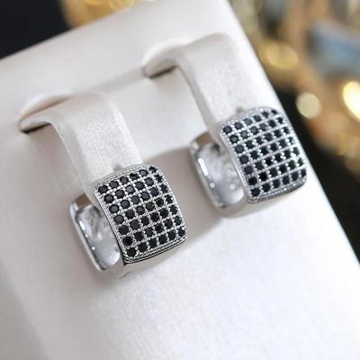 Orecchini a cerchio quadrati in zircone nero pavé per donna, gioielli in stile gotico color argento