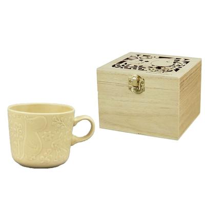 Yamaka Shoten MOOMIN Microwave and Dishwasher Safe Moomin Nordic Day Wedding Made In "Caverly" Mug, "Strolling," Plain, Kiln-Tempered Glaze, Linen,