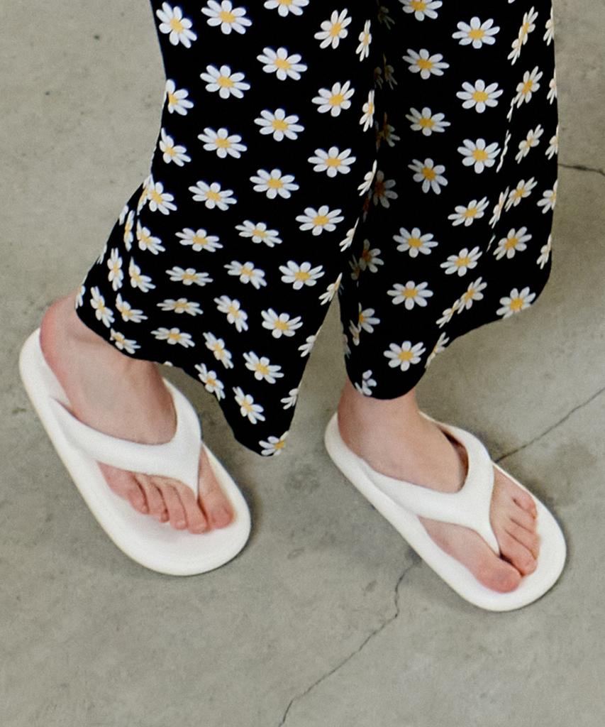 Tsh Eva Flip-Flop Slippers 4 Colors 1 Piece