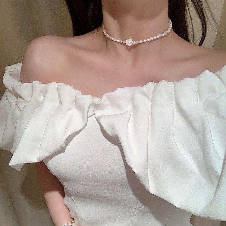 

Korean Style Camellia Rice Pearl Necklace for Women