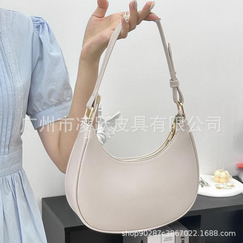 

Single shoulder crescent bag summer new simple versatile underarm bag crossbody casual small bag women s bag light luxury