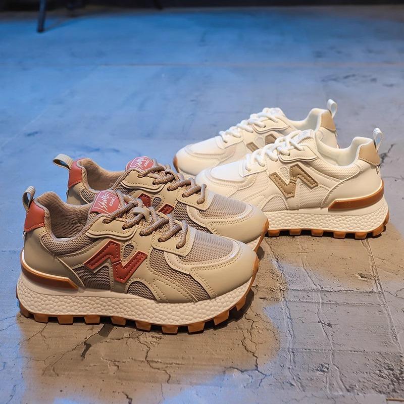 Sneakers women's 2025 spring and autumn new versatile super fire casual Forrest Gump shoes soft sole light running dad shoes