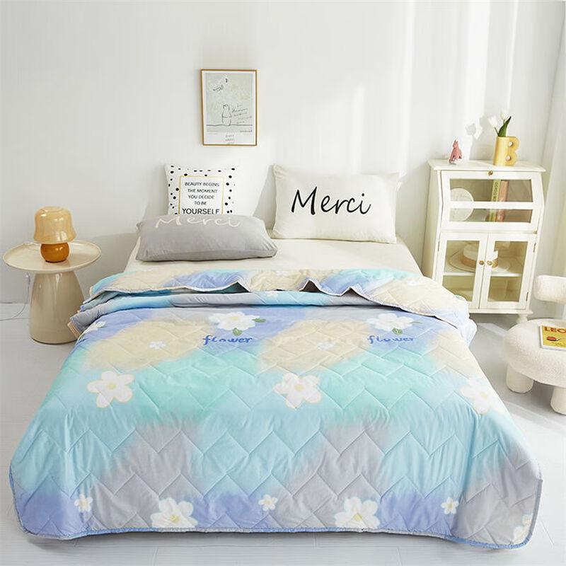 

BATANUV Versatile Quilts & Comforters 1
