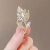 Elegant Pearl Brooch for Women's Suits - High-End Jewelry Pin