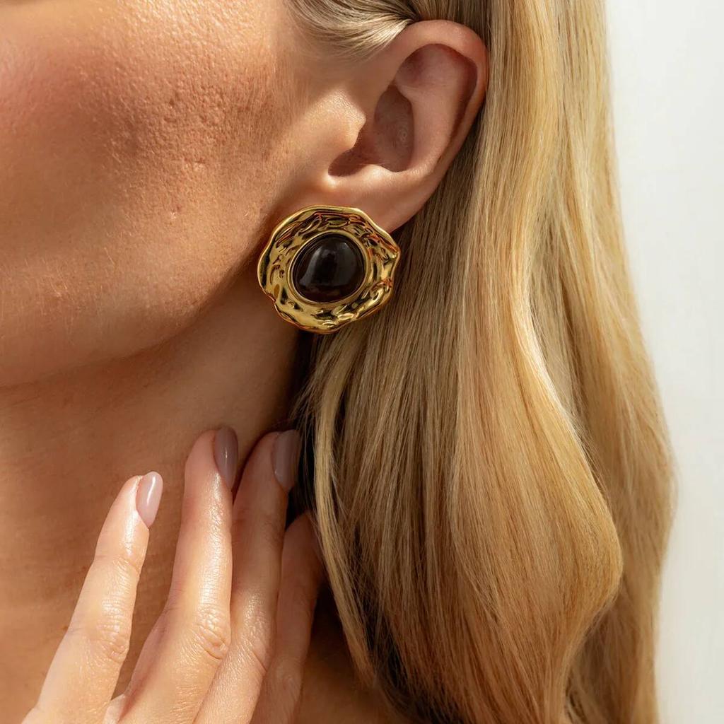 Boucles d'oreilles Clous Rondes Vintage Incrustées de Résine KunJoe pour Femmes Boucles d'oreilles Géométriques Irrégulières Dorées Élégantes Accessoire de Bijoux