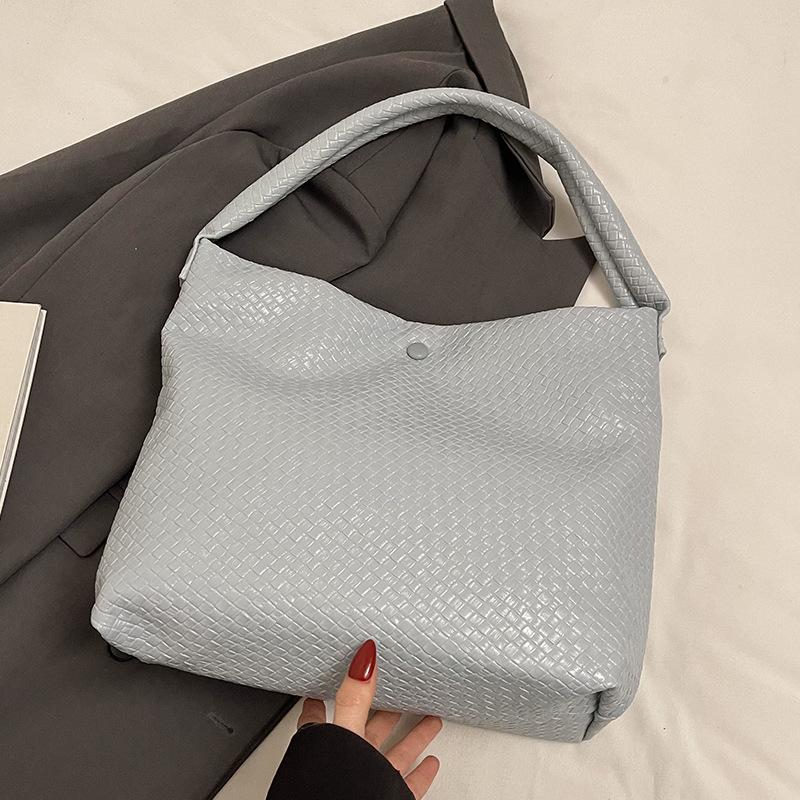 

Hot Sale Fashion Woven Texture Simple Soft Leather Tote Bag Women s Casual Daily Commuter Versatile Shoulder Bag