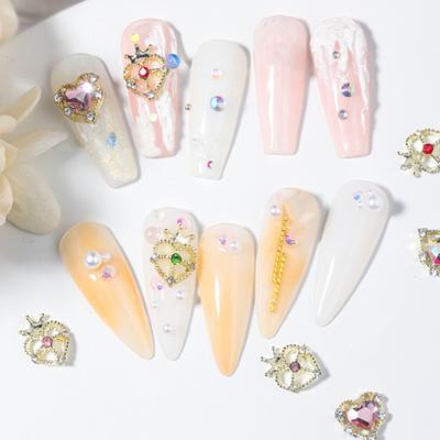 10 buc Stiluri de unghii Decorație cu strasuri strălucitoare Manichiură Artă DIY Diverse 3D Coroană Heart Heart Nail Charm