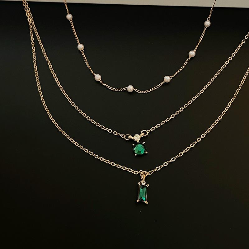 Simple Stacked Retro Imitation Emerald Green Pearl Multi-layer Necklace For Women Fashionable Jewelry Accessories Birthday Gifts
