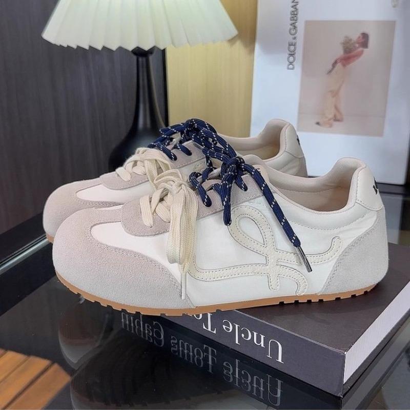 Retro women's new autumn soft-soled sports shoes, versatile casual shoes, inner height increase