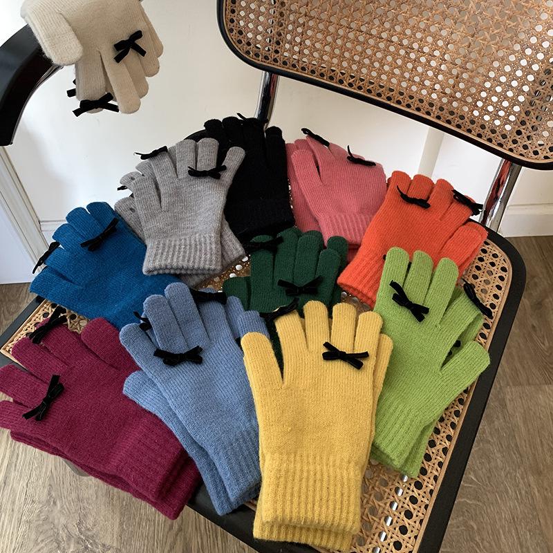 Koreanische Niedliche Schleifenhandschuhe für Damen, um im Winter warm zu halten und mit Touchscreen zu fahren, Neue Fünffingerhandschuhe