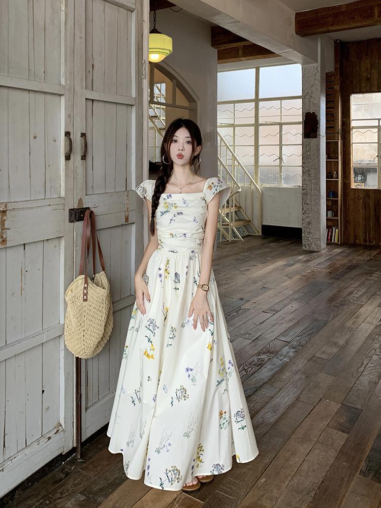 Women's Elegant Floral Puff Sleeve Square Neck Dress - New Summer 2026 French Vacation Style