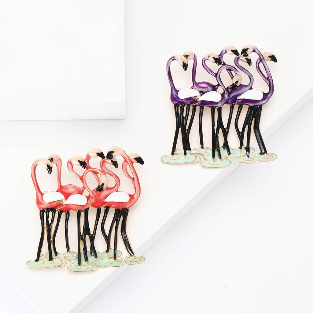 Spilla in lega di moda con smaltatura a forma di fenicottero, personalità versatile, ornamento per abbigliamento da donna