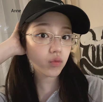 Latest Fashionable Metal Frame Optical-grade Spectacle Eyeglasses Ladies Near Sight Prescription-ready Glasses Women High-end Minus Diopters Eyewear