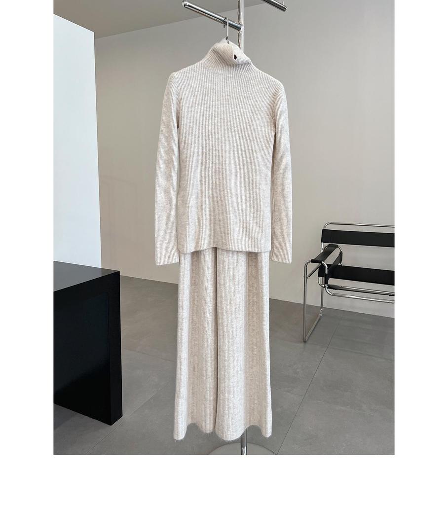 Clearance: High Elasticity Long-Sleeve Sweater & Half-Skirt Trousers Set (Non-Returnable)
