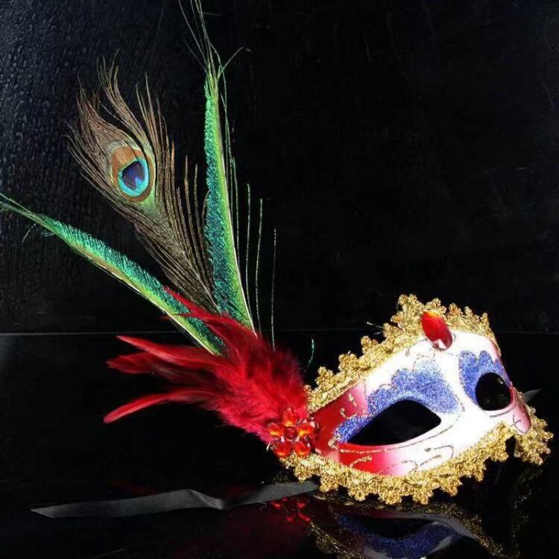 

Masquerade Mask Women Peacock Feather Mask Mardi Gras Mask Fashion Blue Green Metal Shiny Rhinestone Halloween Party червоний