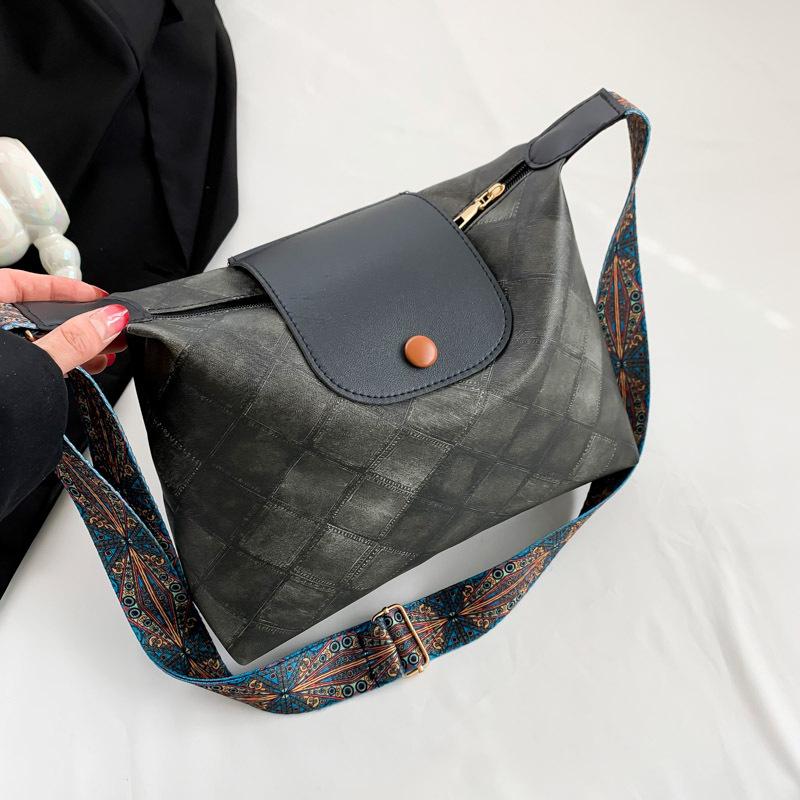 

Новая большая сумка для женщин, большая вместимость, простая осенняя сумка для студентов колледжа, для занятий, для женщин, игрушки для поездок на работу