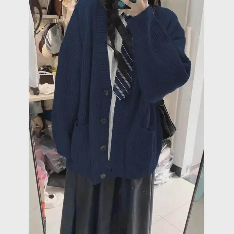 

Жіночий кардиган винного кольору з V-подібним вирізом: Стильний коледжний стиль з довгим рукавом для осені та зими L