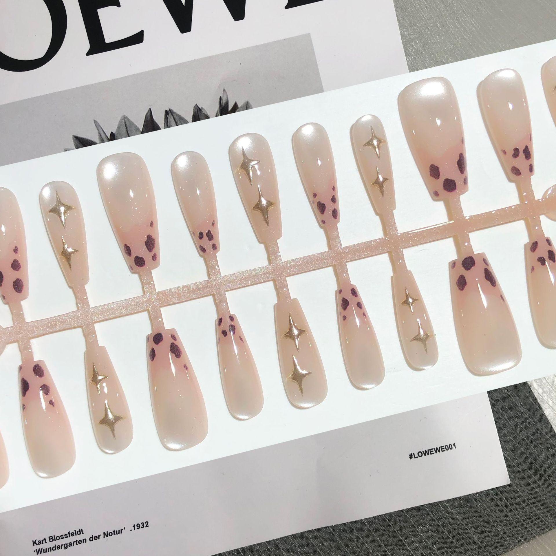 

French Leopard Glass Bead Cat Eye Nails: 30 Gilded Shooting Star Nail Tips